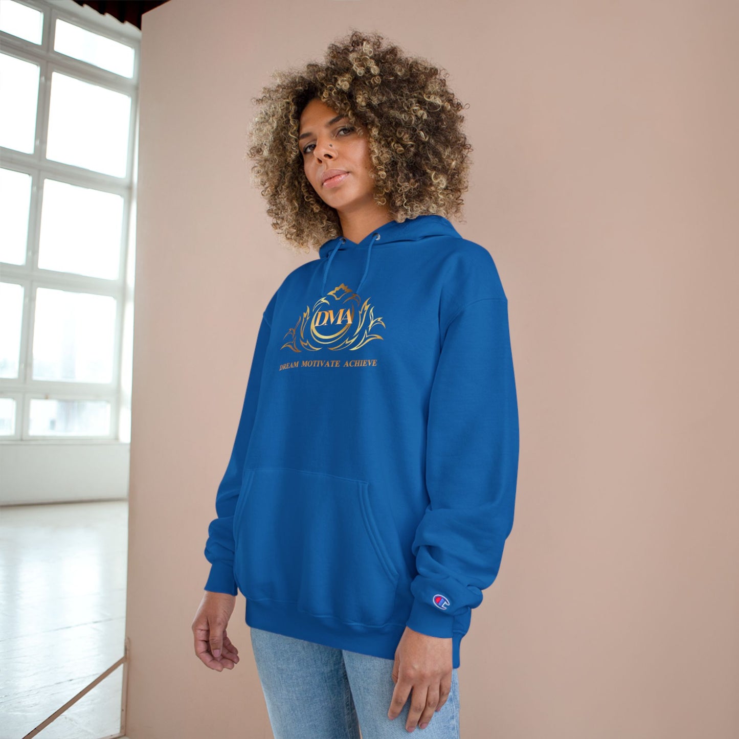 Champion White Hoodie — 'Dream. Motivate. Achieve.' Gold Crest Athletic Pullover